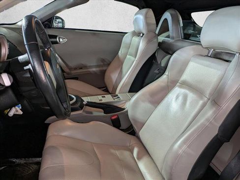 Used 2005 Nissan 350Z Touring image 16