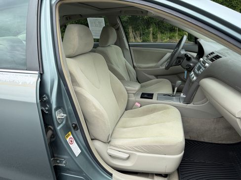 Used 2007 Toyota Camry LE FWD image 13