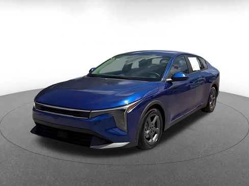Used 2025 Kia K4 FWD image 7