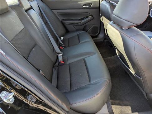 Used 2023 Nissan Altima 2.5 SR image 19