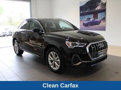 Certified 2025 Audi Q3 2.0T Premium w/ Convenience Package AWD/4WD image 2