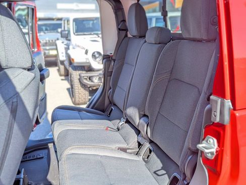 New 2026 Jeep Gladiator Sport image 20