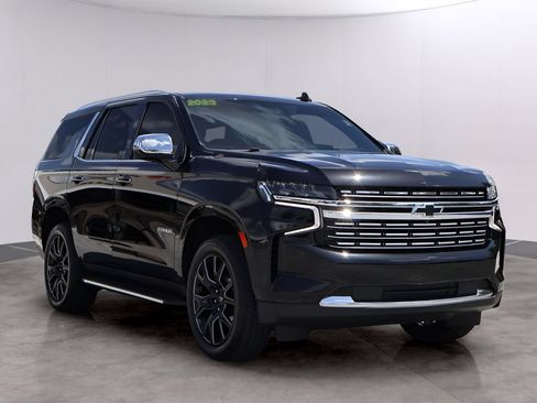 Used 2023 Chevrolet Tahoe Premier w/ Premium Package AWD/4WD image 3