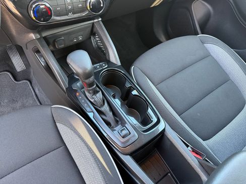 Used 2025 Chevrolet TrailBlazer LT image 39