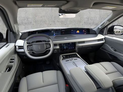 New 2026 Lincoln Navigator Reserve AWD/4WD image 9