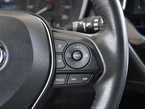 Used 2024 Toyota Corolla SE w/ SE Package FWD image 32