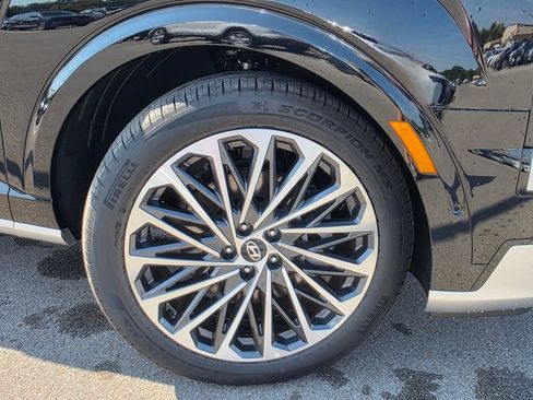 New 2026 Hyundai Palisade Calligraphy FWD image 11