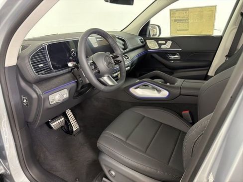 New 2026 Mercedes-Benz GLS 450 4MATIC image 10
