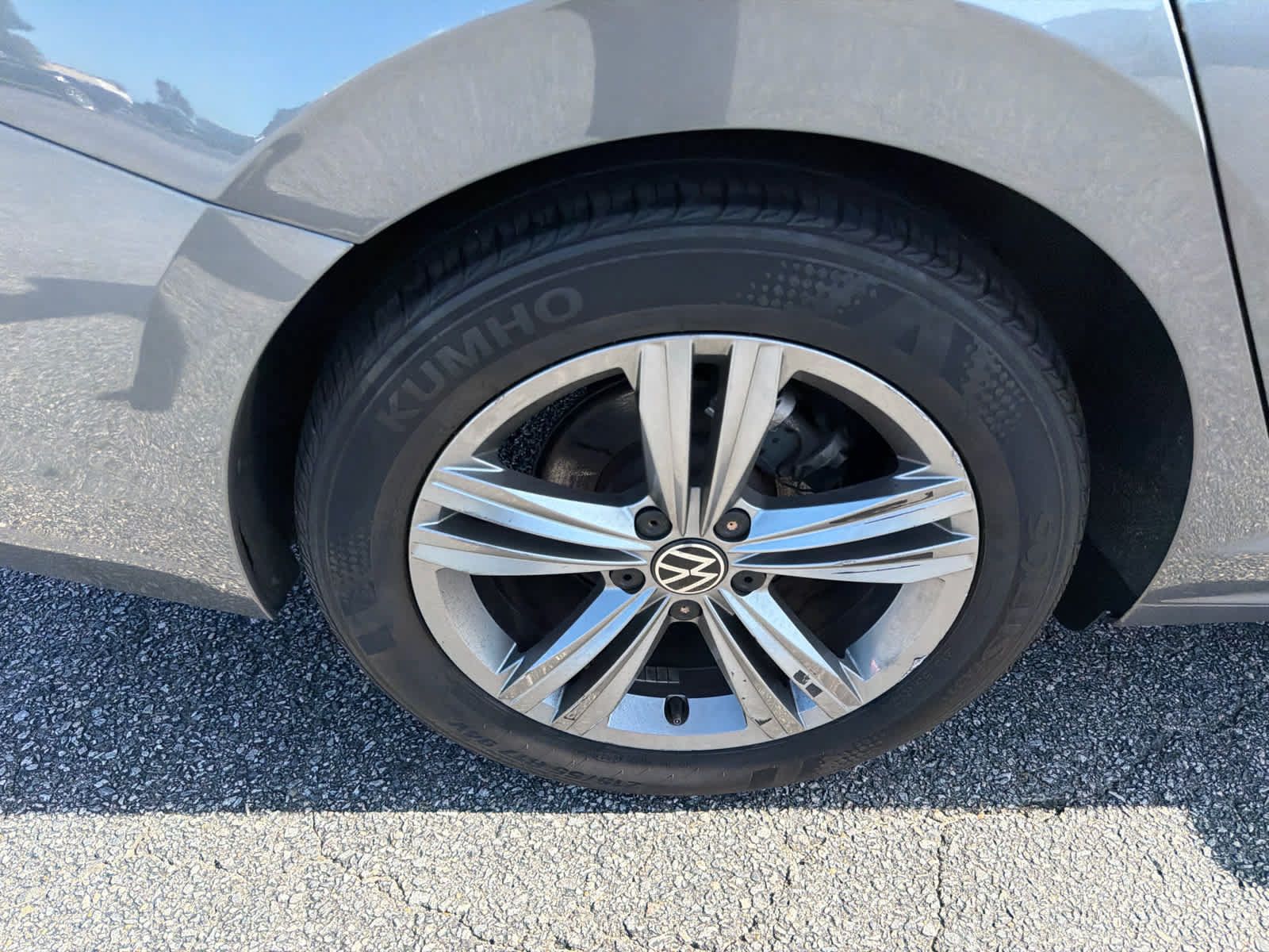 Used 2024 Volkswagen Jetta SE FWD image 24