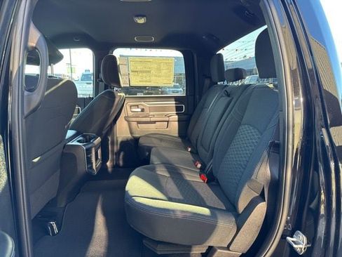 New 2026 RAM 2500 Big Horn AWD/4WD image 21