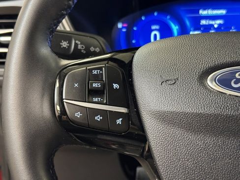 Used 2022 Ford Escape SEL w/ Technology Package image 33