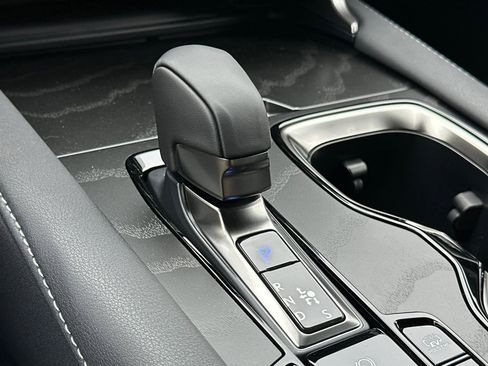New 2026 Lexus RX 450h AWD image 16