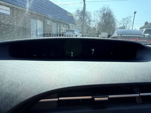 Used 2010 Toyota Prius Two image 4