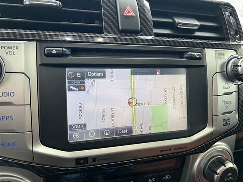 Used 2019 Toyota 4Runner SR5 image 19