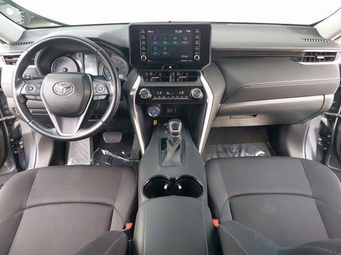 Used 2021 Toyota Venza Limited image 9