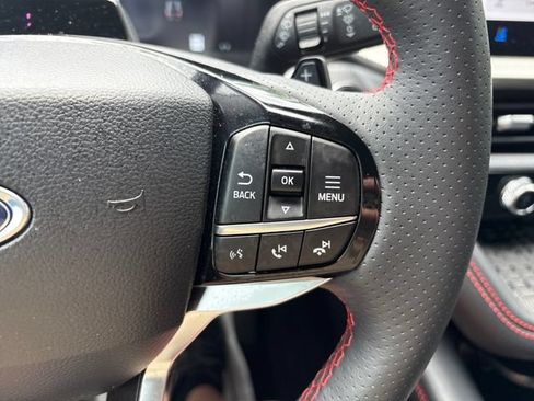 Used 2025 Ford Explorer ST AWD/4WD image 12