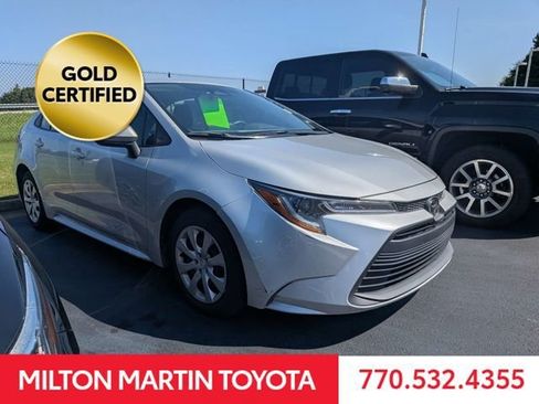 Certified 2023 Toyota Corolla LE FWD image 2