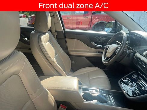 Used 2022 Lincoln Corsair AWD w/ Equipment Group 101A image 10
