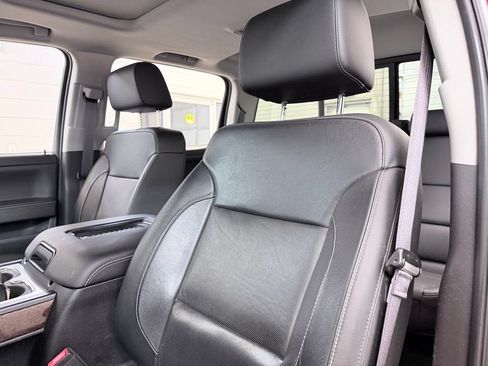 Used 2017 GMC Sierra 1500 SLT w/ SLT Premium Package AWD/4WD image 18