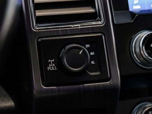 Used 2020 Ford F250 Limited image 27