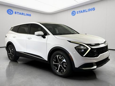 Used 2023 Kia Sportage EX image 13