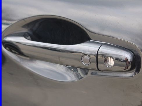 Used 2015 Honda CR-V Touring image 16