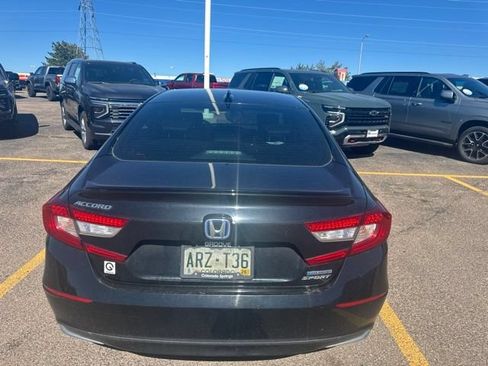 Used 2022 Honda Accord Sport image 6