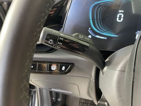 Certified 2024 Kia Niro EX FWD image 14