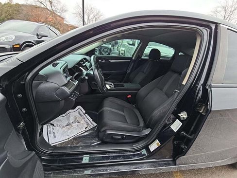 Used 2019 Honda Civic EX image 4