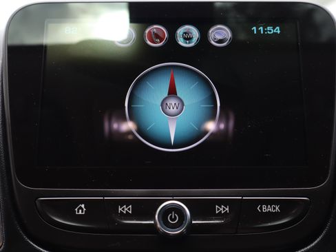 Used 2016 Chevrolet Malibu LT image 33