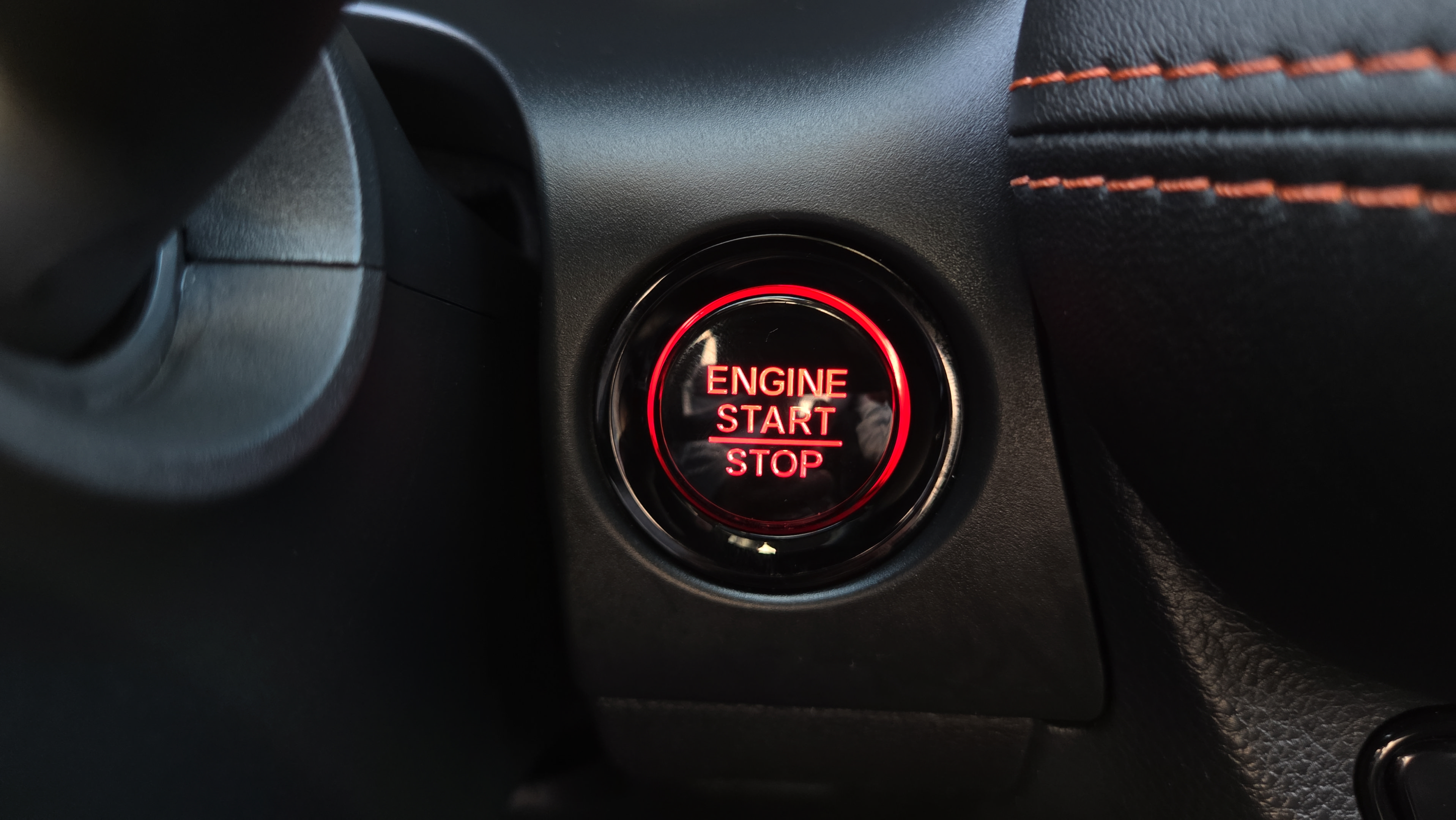 Used 2025 Honda HR-V Sport image 35
