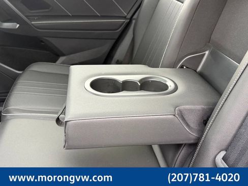 Used 2023 Volkswagen Tiguan SE w/ Panoramic Sunroof Package AWD/4WD image 23