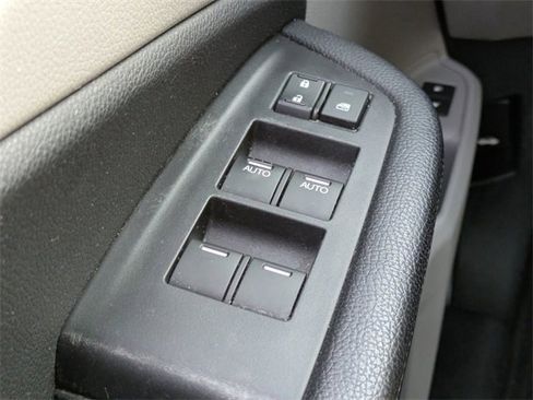 Used 2017 Honda Pilot EX-L image 26