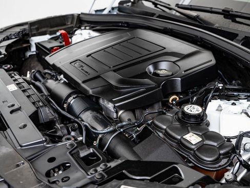 Used 2023 Land Rover Range Rover Velar R-Dynamic S image 47