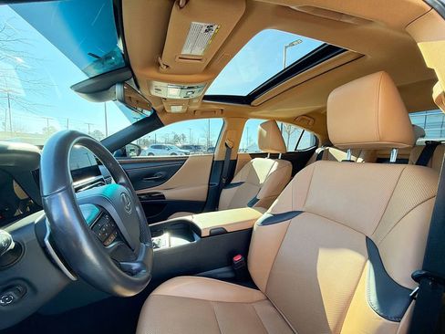 Used 2023 Lexus ES 350 w/ Premium Package image 14