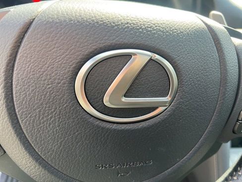 Used 2025 Lexus IS 500 image 24