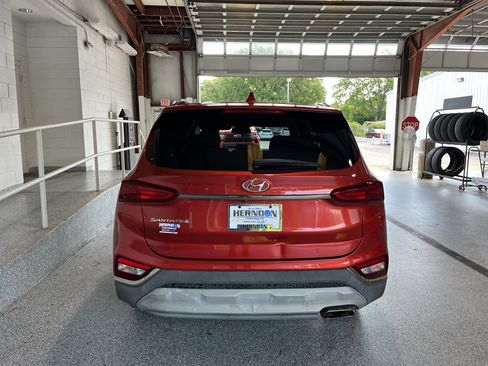 Used 2019 Hyundai Santa Fe SEL FWD image 7