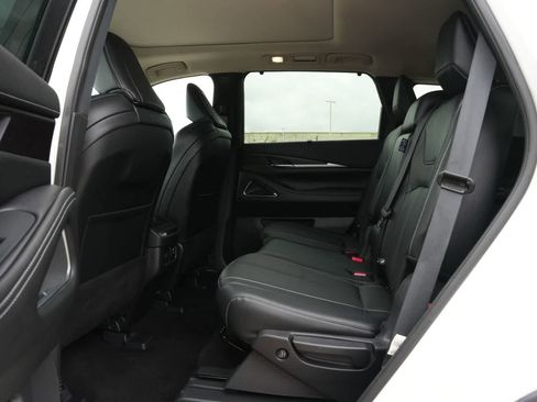 Certified 2023 INFINITI QX60 Sensory w/ Cargo Package image 18