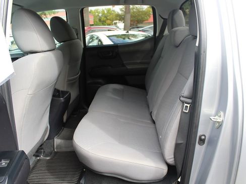 Used 2020 Toyota Tacoma SR w/ SR Convenience Package image 21