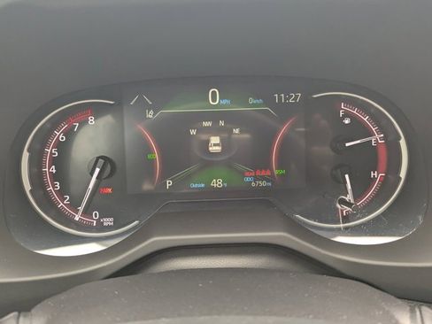 Used 2025 Toyota RAV4 XLE Premium image 23