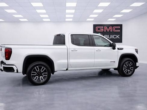 Used 2023 GMC Sierra 1500 AT4 AWD/4WD image 4