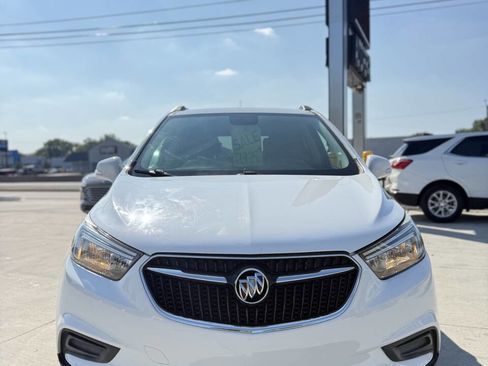Used 2019 Buick Encore Preferred image 2