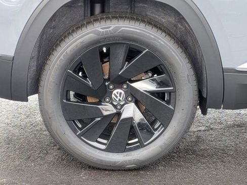 New 2026 Volkswagen Atlas Cross Sport SE AWD/4WD image 6