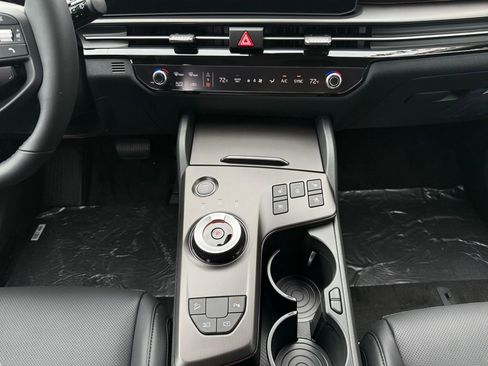 New 2026 Kia Sportage SX Prestige AWD/4WD image 11