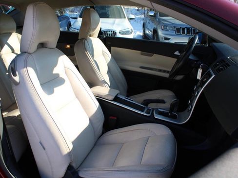 Used 2013 Volvo C70 T5 w/ Climate Pkg image 31