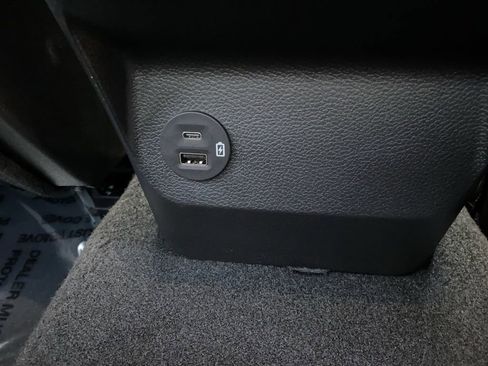 New 2025 Ford Ranger Lariat w/ FX4 Off-Road Package image 43