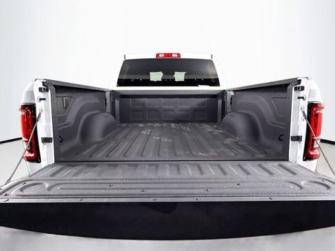 Used 2025 RAM 2500 Big Horn image 24