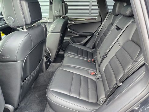 New 2026 Porsche Macan S image 18