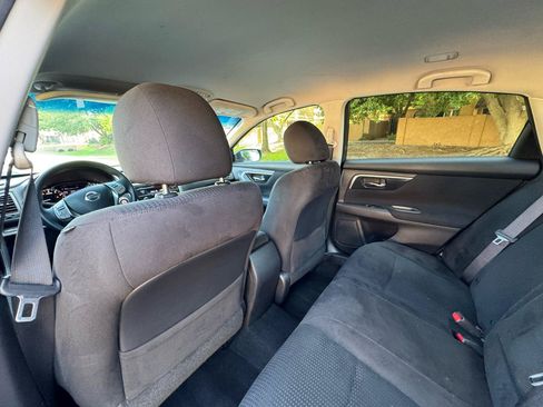 Used 2014 Nissan Altima 2.5 S FWD image 17