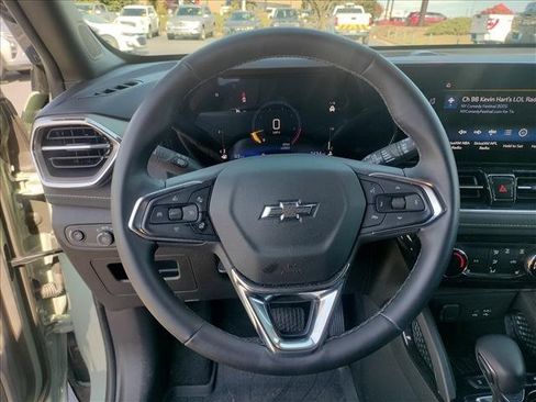 Used 2025 Chevrolet TrailBlazer ACTIV image 27